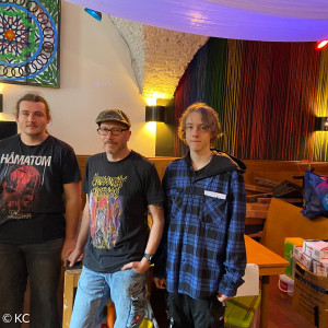 Ex-Konfi, Vater, Konfi - alle helfen :-)